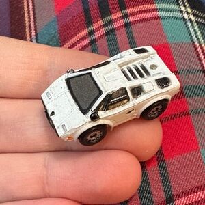 Vintage Micro Machines White Lamborghini Countach by Galoob 1986